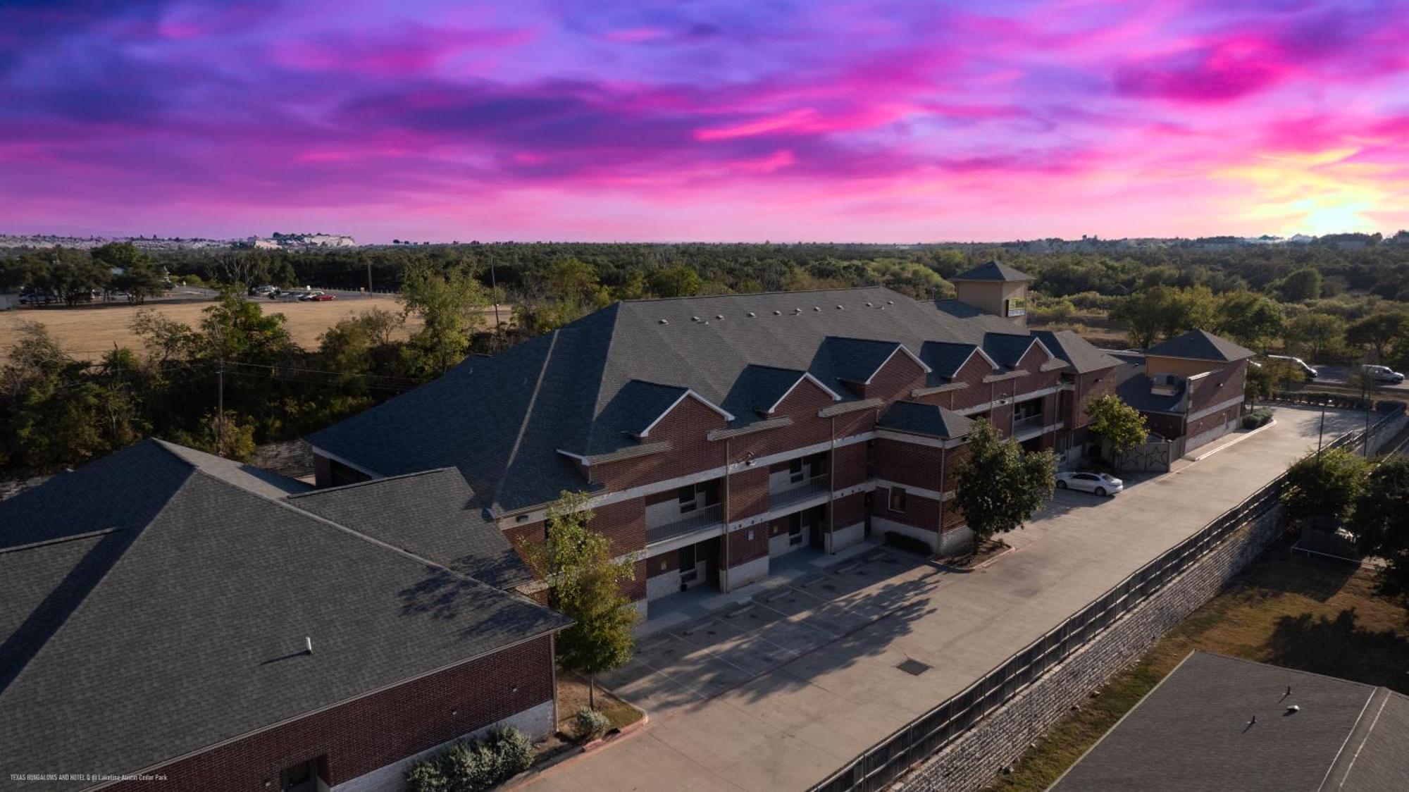 Texas Bungalows Hotel & Hotel Que At Lakeline Austin Cedar Park Εξωτερικό φωτογραφία