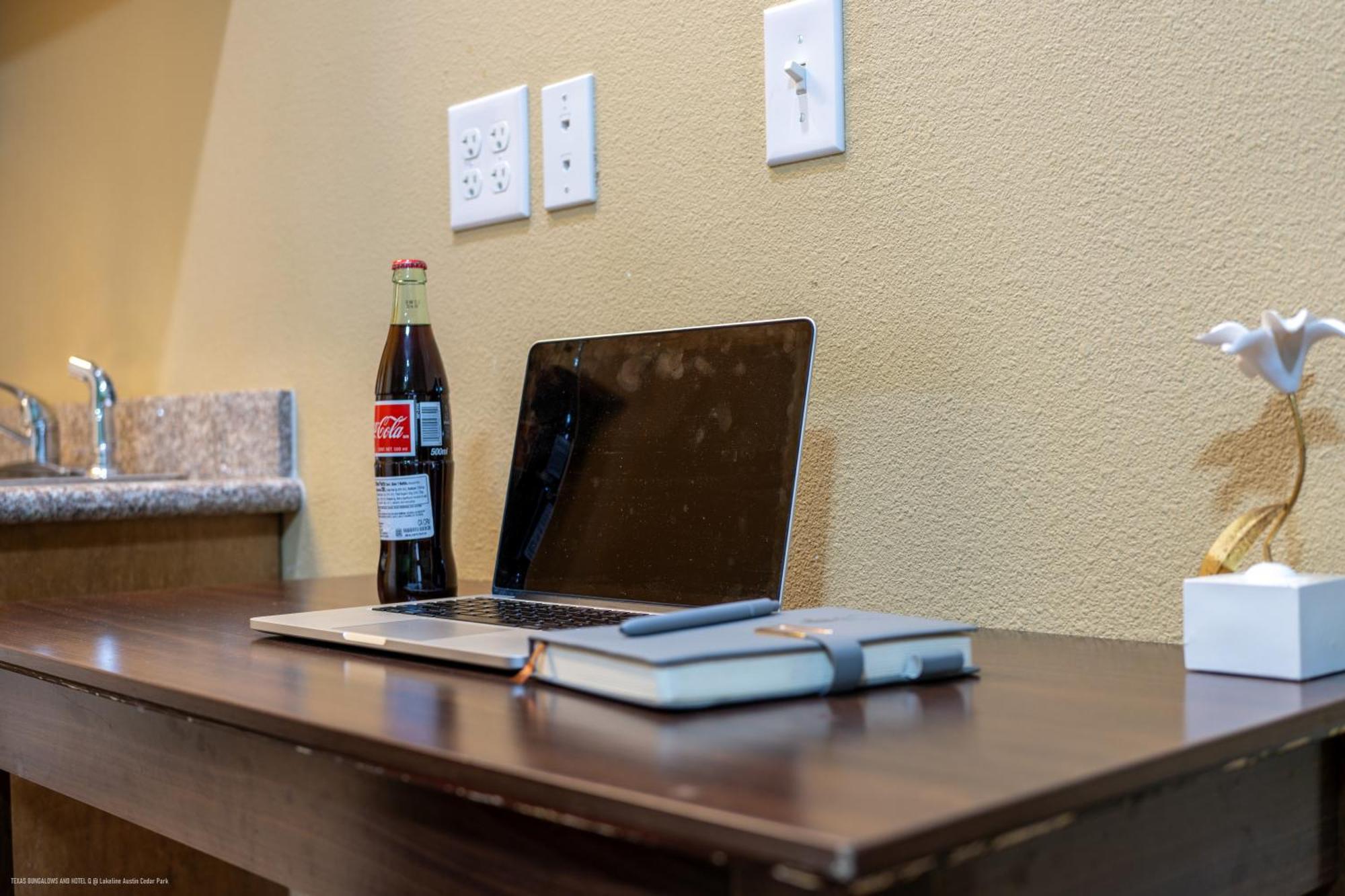 Texas Bungalows Hotel & Hotel Que At Lakeline Austin Cedar Park Εξωτερικό φωτογραφία